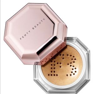 COPY - Fairy Bomb Shimmer Powder✨~Coppa Chill✨✨